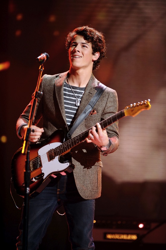 Nick Jonas // 2010 Grammy Nominations Live! Concert