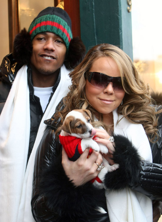 Mariah Carey & Nick Cannon show off their 2-month-old puppy in Aspen, CO - December 22nd 2009