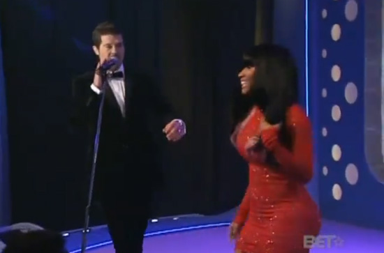 VIDEO: Robin Thicke and Nicki Minaj Performing "Shakin it for Daddy" on 106 & Park -- click to watch!