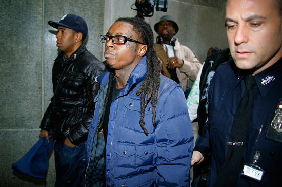 Lil Wayne arriving at the New York Supreme Court - December 15th 2009