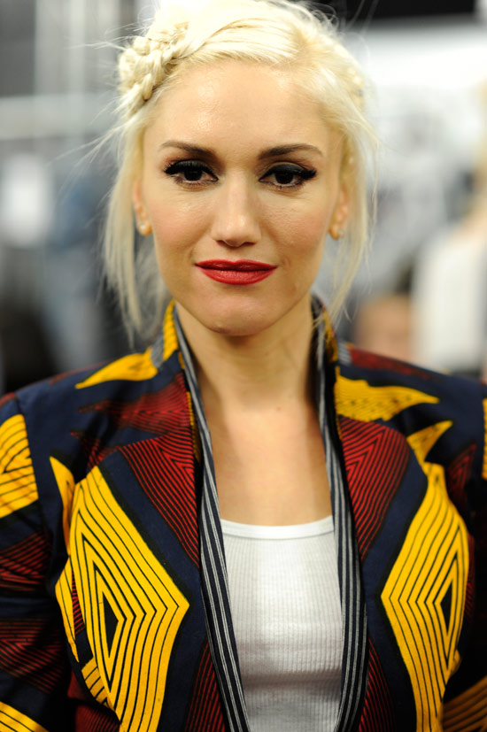 gwen stefani hot wallpapers. hot Gwen Stefani responded,