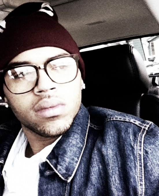 Chris Brown Apologizes For Raz B Twitter Rant His New Year S Resolution