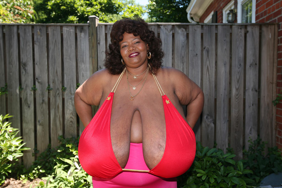 The World's Biggest Boobs are Owned by a Strong-Backed Woman Named Norma  Stitz