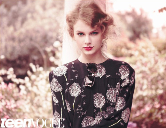 Taylor Swift Taylor Swift. Taylor Swift Looks Like a 90#39;s Version of Nicole Kidman on Teen Vogue
