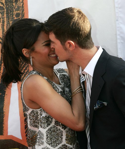 ROBIN THICKE Says He and His Wife Paula Patton Get Lots of ...