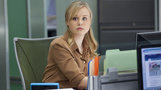 Newsroom Actress Alison Pill Accidentally Tweets Naked Picture Of