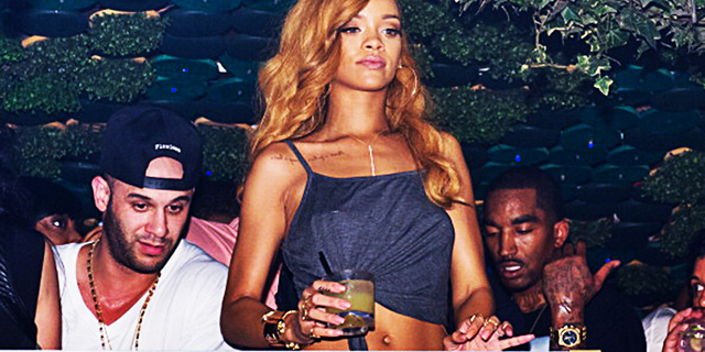 rihanna-jrsmith