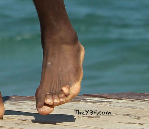 lebron foot