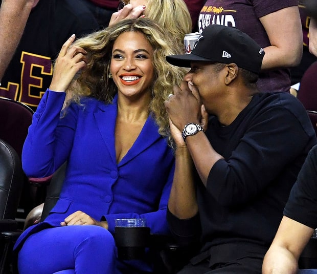 Beyoncé & Jay Z courtside at Game 6 of the 2016 NBA Finals in Cleveland (Golden State vs. Cavaliers)