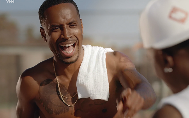 safaree-fistbump