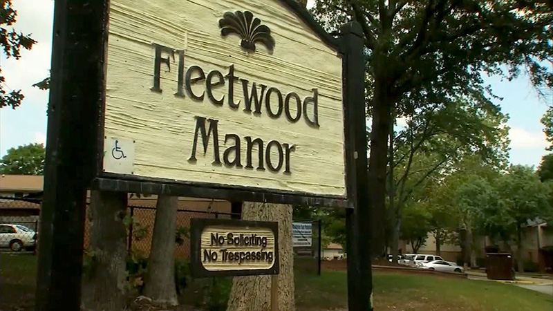 fleetwood-manor-clown-sightings-greenville-sc