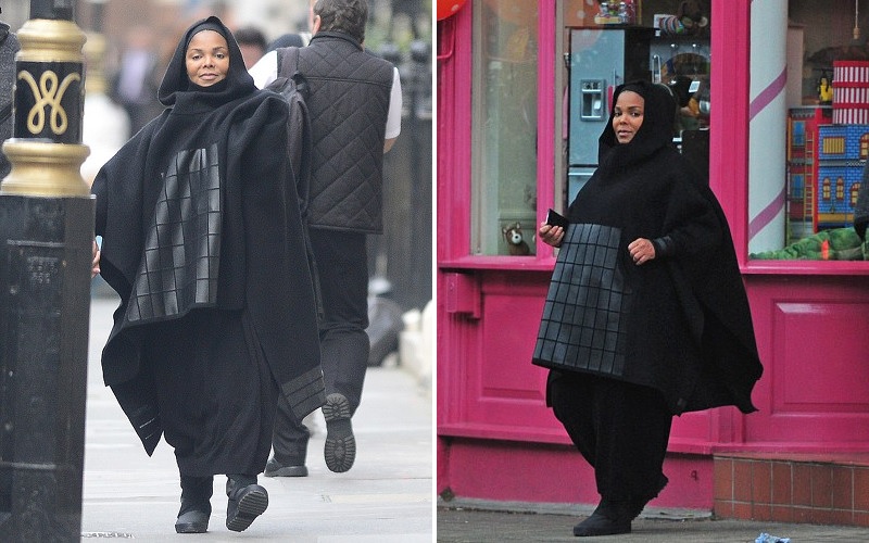 Janet-Jackson-Pregnant-Poncho-2