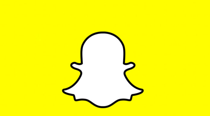 Drake Already Took DNA Test & Flew "Secret" Son Adonis Out on Private