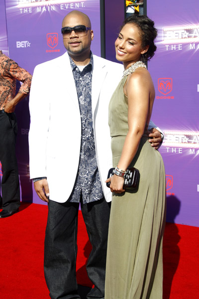 Alicia Keys & guest at the ’07 BET Awards