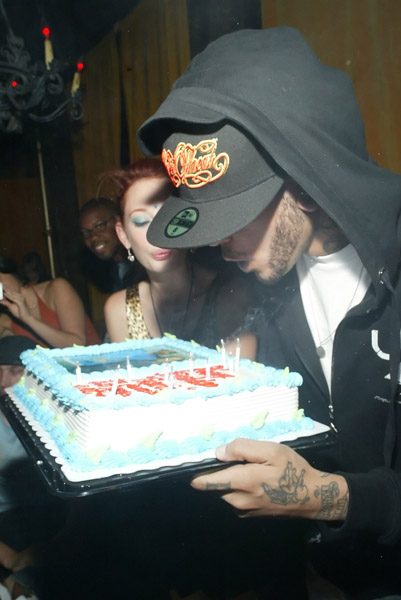 Travis McCoy celebrates his birthday in NY