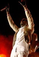 Kanye West Performs @ The 2008 Essence Music Festival