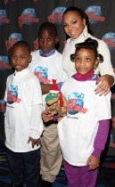 Ashanti & children from the Edwin Gould Services // Planet Hollywood NYC