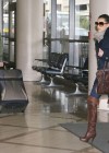 Kim Kardashian // Leaving LAX (02.13.09)