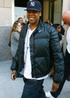 Jay-z headed to the new Yankees stadium in NY (Apr. 16th 2009)