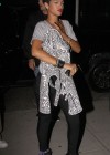Rihanna out & about in NYC (May 18th 2009)
