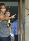 Halle Berry & her daughter Nahla leaving Barefoot Restaurant in West Hollywood (May 2nd 2009)