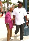 Bobby Brown & The Quween on Bedford Dr. in Beverly Hills (June 9th 2009)