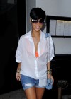Rihanna in New York City (June 29th 2009)