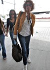 Whitney Houston at LAX catching a flight out of Los Angeles (July 3rd 2009)