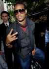 Marlon Wayans leaving his hotel in NYC (August 4th 2009)