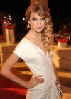 Taylor Swift // 57th Annual BMI Country Awards in Nashville – November 10th 2009