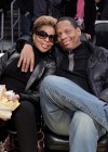 Mary J. Blige and her husband Kendu Isaacs at the Los Angeles Lakers vs. Houston Rockets Basketball Game – January 5th 2010
