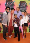 Will Smith with his family (wife Jada Pinkett, sons Jaden & Trey, daughter Willow) with actor Jackie Chan // 23rd Annual Nickelodeon Kids’ Choice Awards