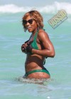 Serena Williams spotted out on the beach in Miami Beach, Florida – April 2nd 2010