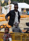 Usher with his sons Usher Raymond V & Naviyd