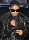 janet-jackson-shops-milan-italy-top