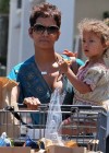 halle-nahla-grocery-shopping-top