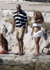 Beyonce shows off her baby bump in Croatia