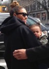 beyonce-blue-ivy-brooklyn_cropped