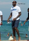 LeBron James’ messed up toes