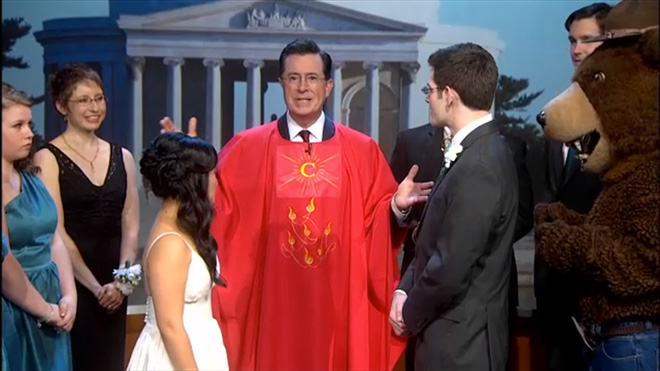 Watch Stephen Colbert Performs Government Shutdown Wedding Ceremony With Mandy Patinkin 