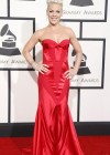 Pink on the red carpet of the 2014 Grammy Awards