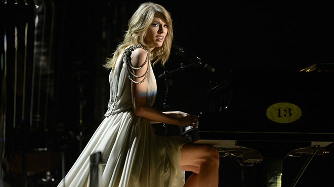 taylor-swift-grammys-14