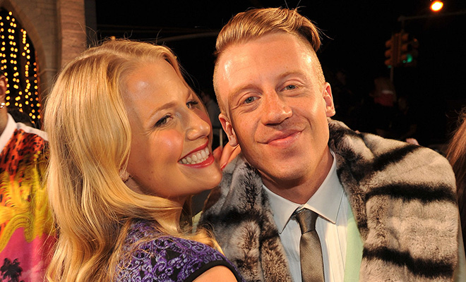 Macklemore S Fiancee Is Reportedly Pregnant With His Baby