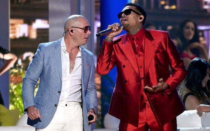 Chris Brown And Pitbull Brought The "Fun" To The 2015 Billboard Music ...