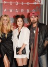 Actor Braison Cyrus, Producer Tish Cyrus, actress Noah Cyrus, recording artist Billy Ray Cyrus and actress Brandi Glenn Cyrus (Miley Cyrus’ family) on the red carpet of the 2015 MTV Video Music Awards