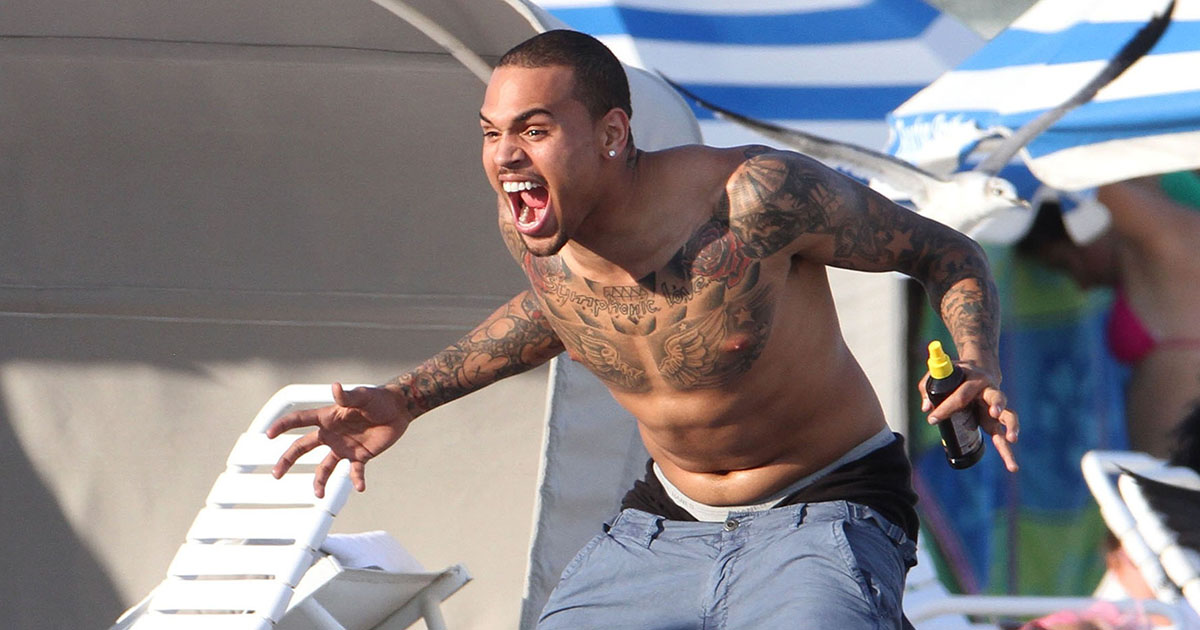 Chris Brown Aggressively Defends Only Wanna Fk Black