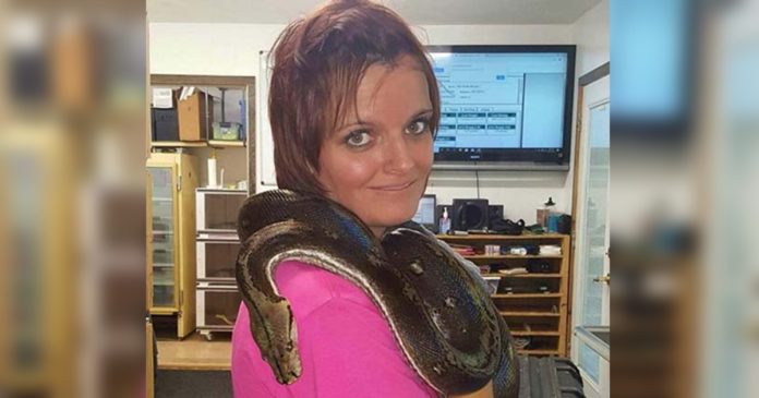 Laura Hurst Found Dead With 8-Foot Python Wrapped Around Her Neck In ...